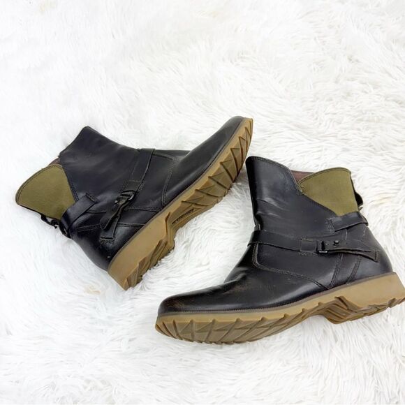 Teva De La Vina Wool and Leather Blend Waterproof Boots - Picture 5 of 9